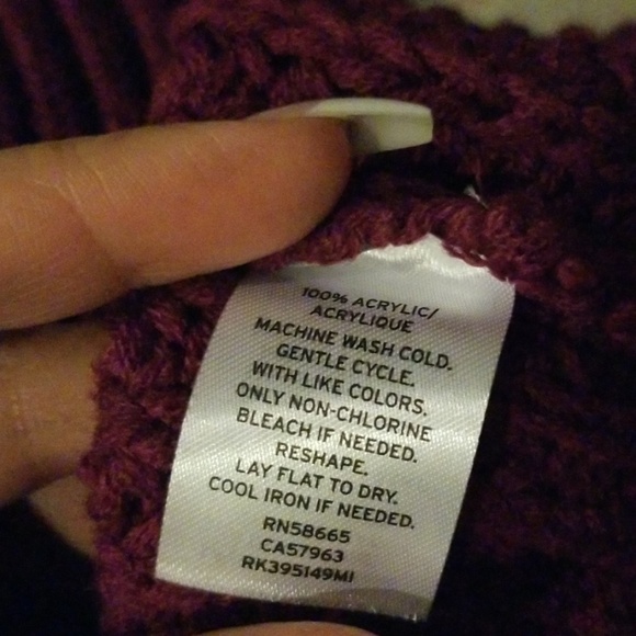 Cable knit Sweater - Picture 3 of 3